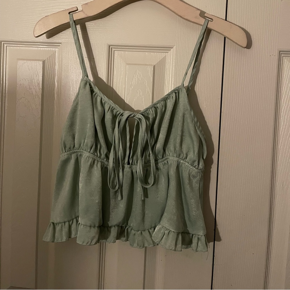 SHEIN light green spaghetti strapped crop top